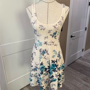 Floral Print Sleeveless Dress